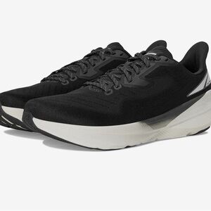 Altra Experience Flow women’s 9